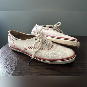 Keds Champion Pennant Leather Lace Up size 8